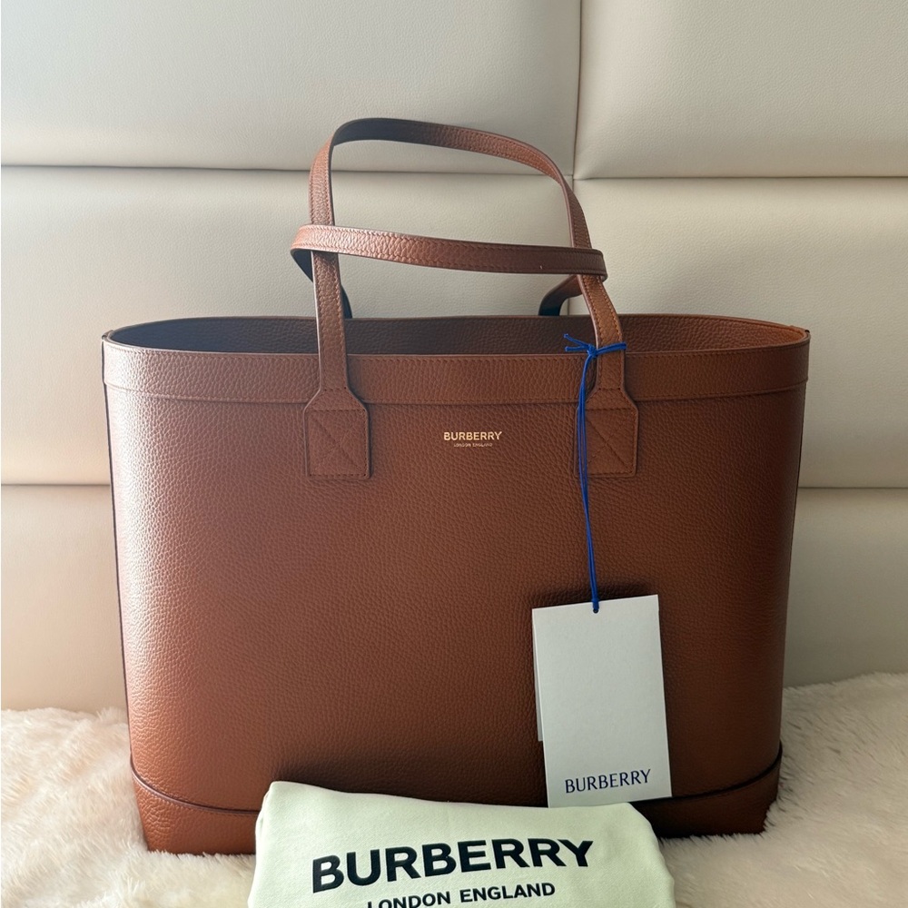 Burberry Tan Leather Tote Bag Authenti